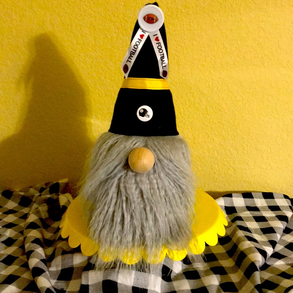 Gnome Steelers Theme
